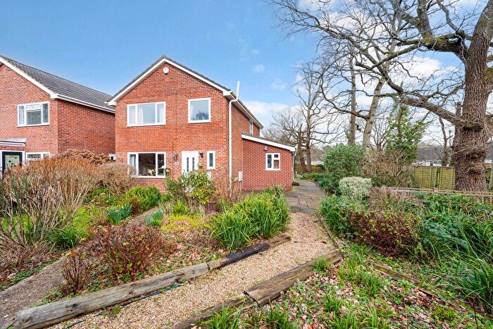 4 Bedroom Detached House For Sale In Poplar Drive, Marchwood, SO40