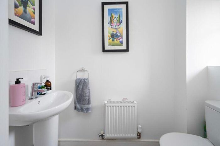 3 Bedroom Detached House For Sale In Bearwood Road, Liverpool, L33