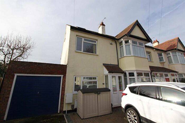 2 Bedroom End Of Terrace House To Rent In Sandringham Road, Southchurch, Southend On Sea, SS1