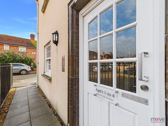 2 Bedroom Flat To Rent In St Pauls Street South, Cheltenham, GL50