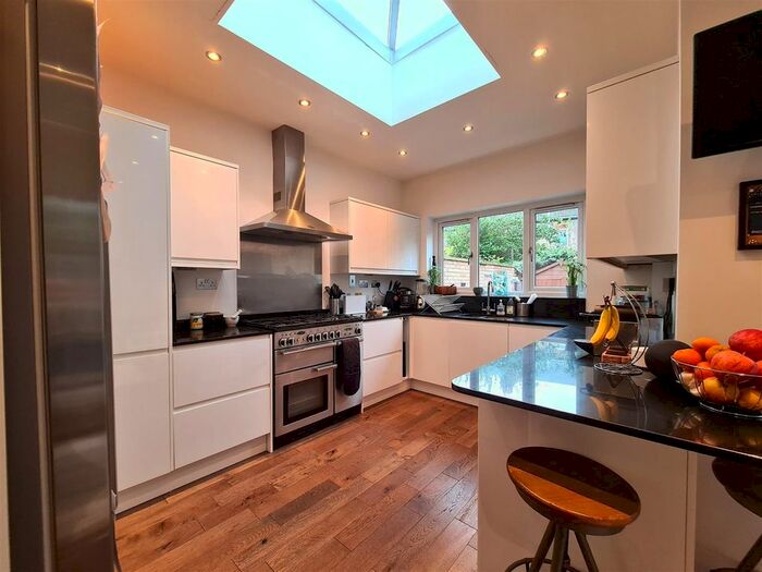 3 Bedroom Terraced House To Rent In Linkfield Road, Isleworth, TW7