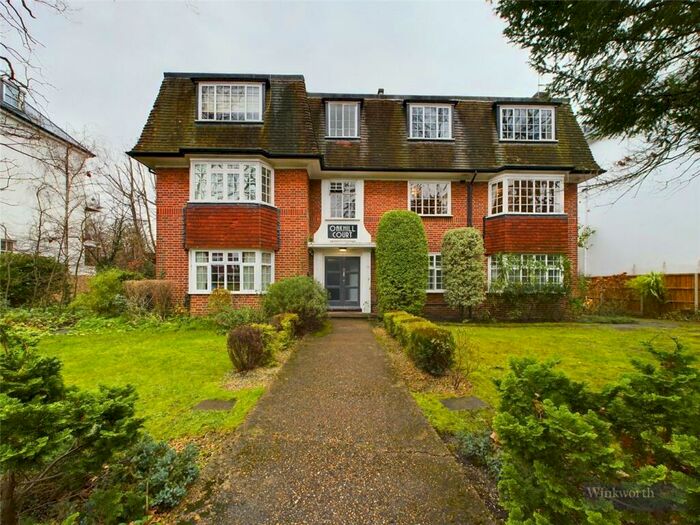 2 Bedroom Apartment To Rent In Oak Hill Road, Surbiton, KT6