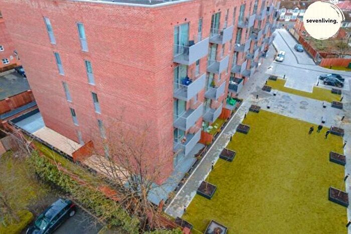 2 Bedroom Apartment To Rent In Steel House, The Metalworks, Petersfield Avenue, Slough, Berkshire, SL2
