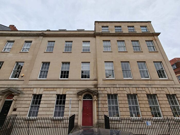 1 Bedroom Flat To Rent In Portland Square, Bristol, BS2