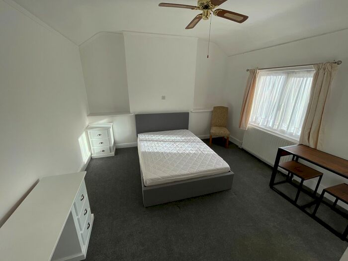 1 Bedroom Flat To Rent In Manchester Road, Knutsford, WA16