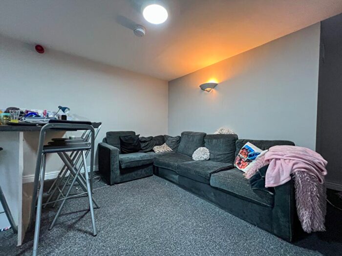 8 Bedroom Terraced House To Rent In Rhymney Terrace, Cathays, CF24