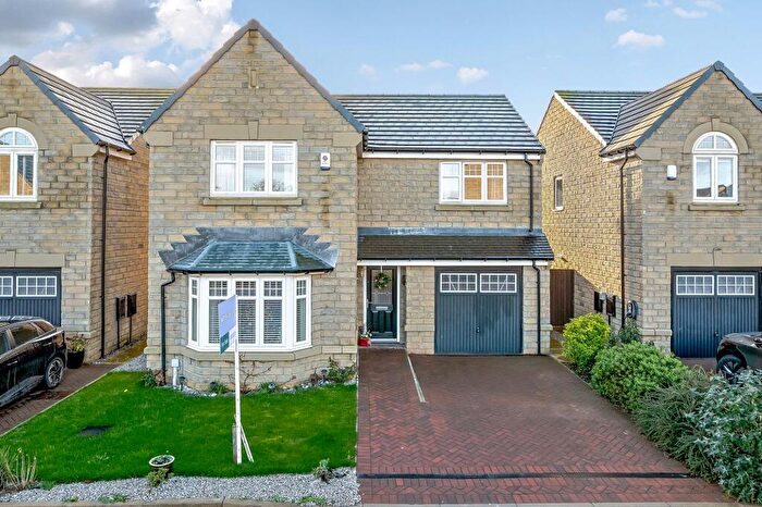 4 Bedroom Detached House For Sale In Oakstead Garth, Killinghall, HG3