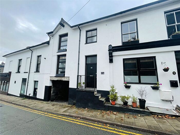 2 Bedroom Terraced House For Sale In Bank Place, Porthmadog, Gwynedd, LL49