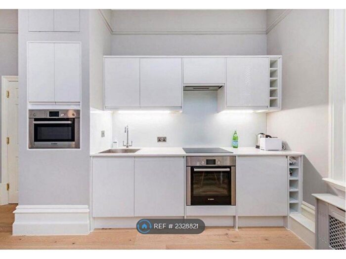 1 Bedroom Flat To Rent In Bank Chambers, London, SW1Y