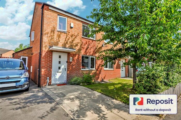 2 Bedroom Semi-Detached House To Rent In Bosworth Street, Manchester, M11