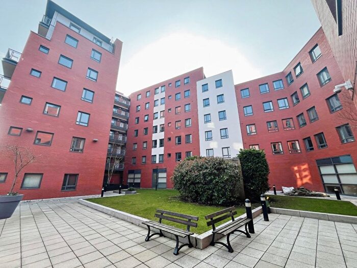 2 Bedroom Flat For Sale In Blantyre Street, Manchester, Greater Manchester, M15