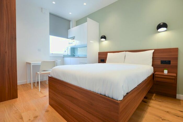 Studio To Rent In Hornsey Road, London, N7