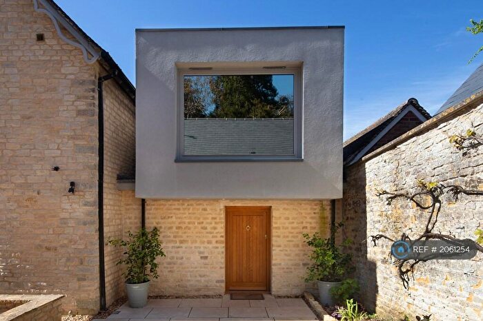 4 Bedroom Detached House To Rent In The Rookery, Chesterton, Bicester, OX26