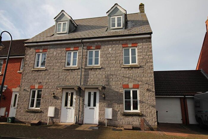 3 Bedroom Semi-Detached House To Rent In Hestercombe Close, Weston-Super-Mare, BS24
