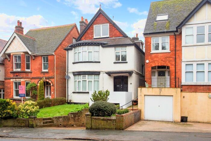 5 Bedroom Detached House To Rent In Reigate Road Reigate, RH2