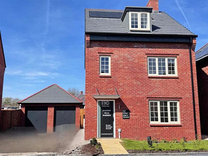 4 Bedroom Detached House For Sale In Princess Way, Hodthorpe, Worksop, S80