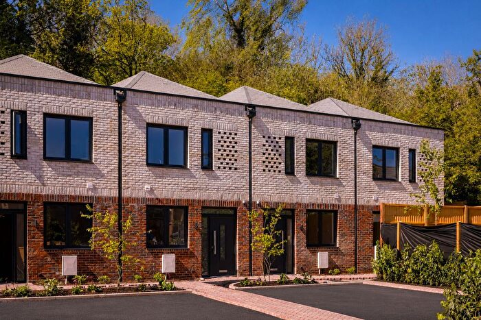 3 Bedroom Terraced House For Sale In Elmford Close, Purley, CR8