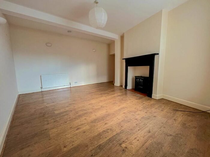 2 Bedroom Flat To Rent In High Street, Loftus, Saltburn-By-The-Sea, TS13