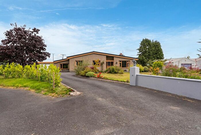 4 Bedroom Detached Bungalow For Sale In Drumaness Road, Ballynahinch, BT24
