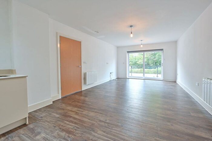 2 Bedroom Flat To Rent In The Embankment, Hemel Hempstead, HP3