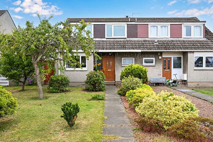 3 Bedroom Semi-Detached House For Sale In Mucklets Drive, Musselburgh, EH21