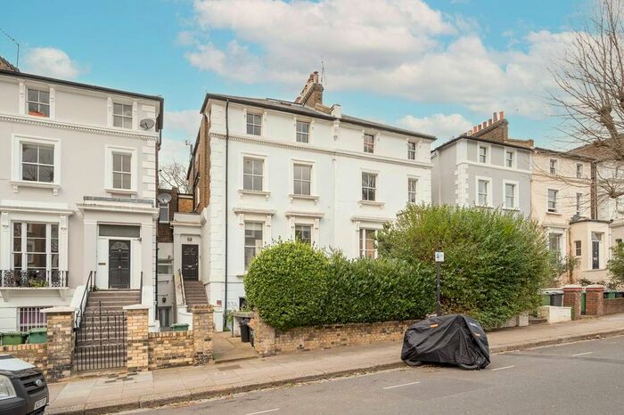 2 Bedroom Flat To Rent In St Augustines Road, Camden, London NW1