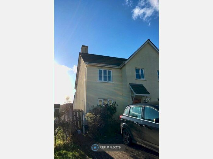 3 Bedroom Semi-Detached House To Rent In Caversham Close, Christow, Exeter EX6