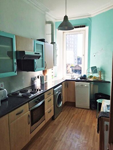 2 Bedroom Flat To Rent In King Street, Aberdeen, AB24