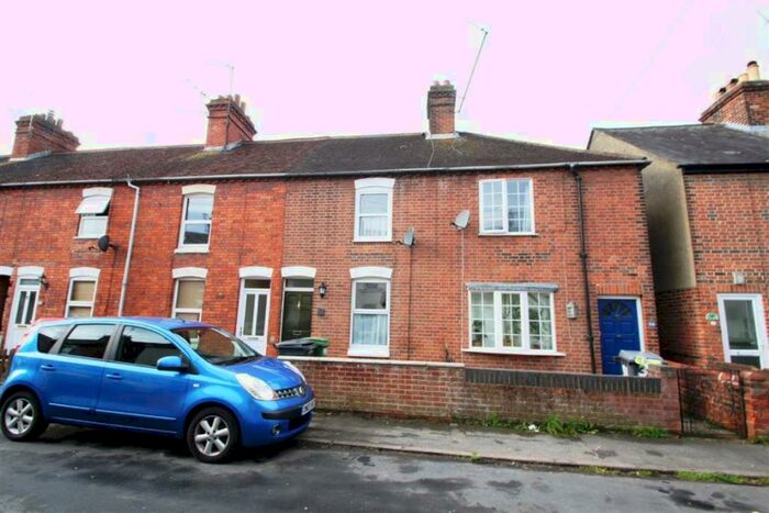 2 Bedroom Terraced House To Rent In Newbury, RG14