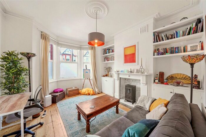 1 Bedroom Flat To Rent In Maybury Gardens, Willesden, London, NW10