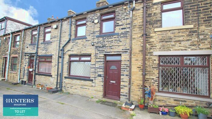 1 Bedroom House To Rent In Rooley Lane, Bradford, BD4
