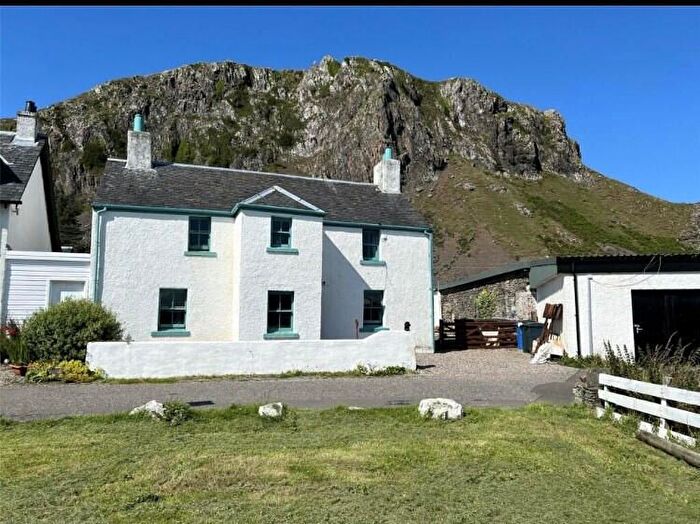 3 Bedroom Semi-detached House For Sale In The Old Inn, Easdale, Oban, PA34
