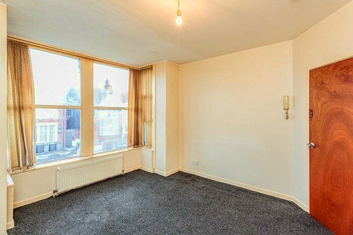 2 Bedroom Apartment To Rent In Reads Avenue, Blackpool, FY1