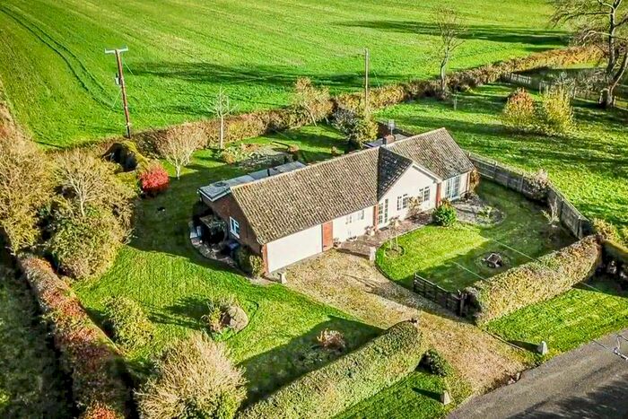 3 Bedroom Bungalow For Sale In Kimblewick Road, Great Kimble, HP17