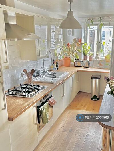 1 Bedroom Flat To Rent In Clissold Road, London, N16