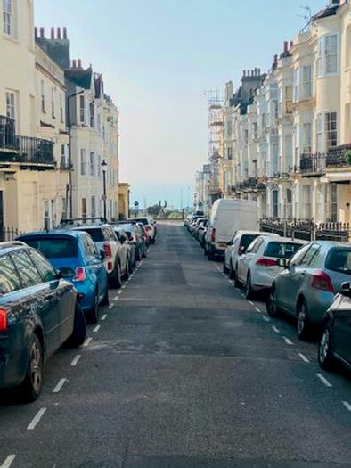 1 Bedroom Flat To Rent In Devonshire Place, Brighton, BN2