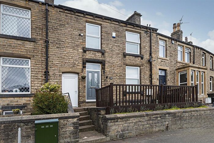 3 Bedroom Terraced House For Sale In Caldercliffe Road, Berry Brow, Huddersfield, HD4