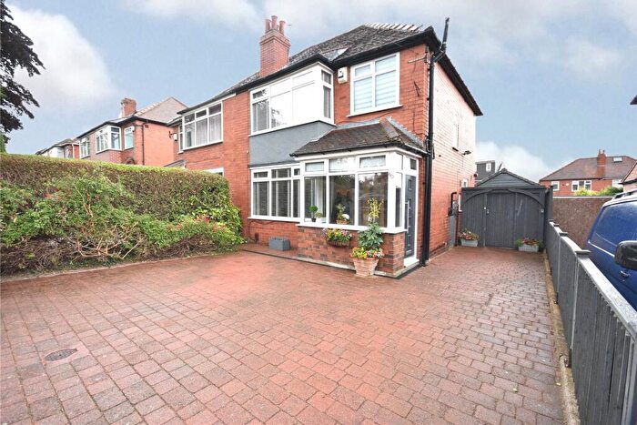 3 Bedroom Semi Detached House For Sale In Ring Road, Crossgates, Leeds, West Yorkshire, LS15