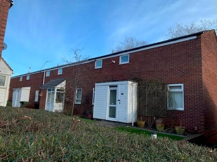 3 Bedroom Property To Rent In Frankton Close, Redditch, B98