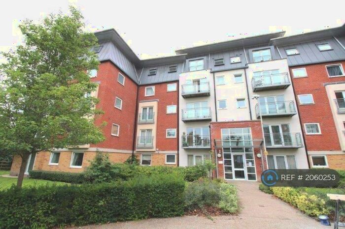 2 Bedroom Flat To Rent In Winterthur Way, Basingstoke, RG21