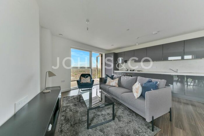 2 Bedroom Flat To Rent In Cornwell House, New Market Place, London, E6