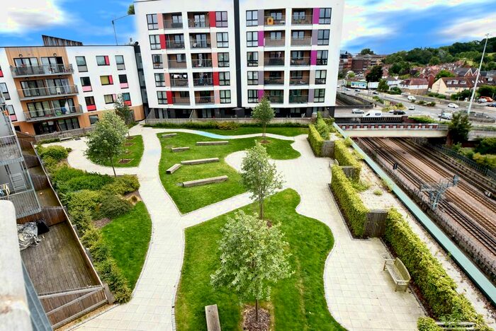 2 Bedroom Flat To Rent In Trident Point, Pinner Road, HA1