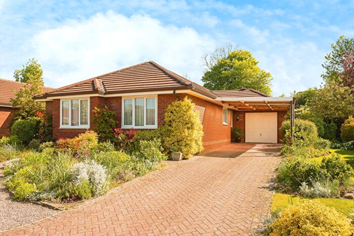 3 Bedroom Bungalow For Sale In Plas Newydd Close, Oswestry, Shropshire, SY11