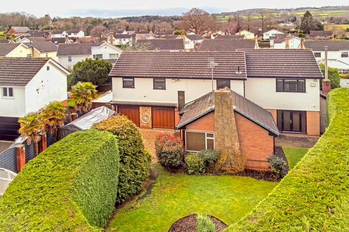 5 Bedroom Detached House For Sale In Hendir, Flint Mountain, CH6