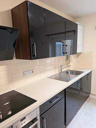 1 Bedroom Apartment To Rent In Norcot Road, Tilehurst, Reading, RG30