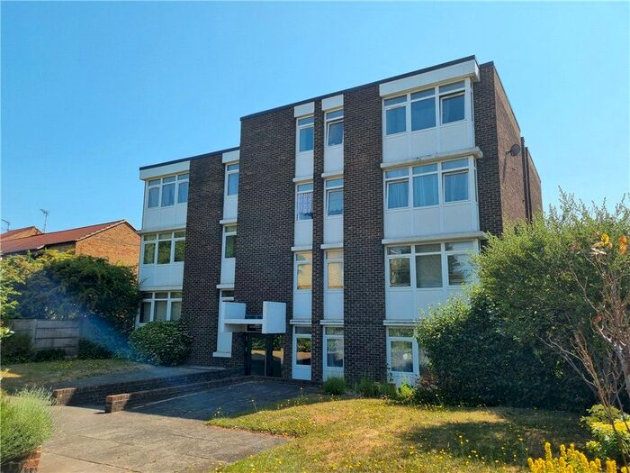1 Bedroom Flat To Rent In Perry Hill, London, SE6