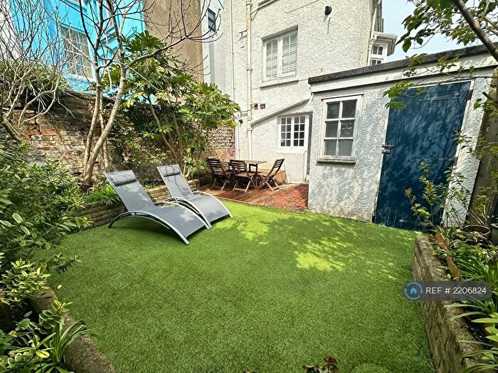1 Bedroom Flat To Rent In Marine Gardens, Brighton, BN2