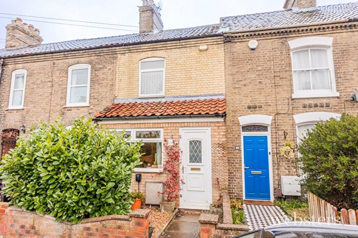 2 Bedroom Terraced House For Sale In Lindley Street, Norwich, NR1