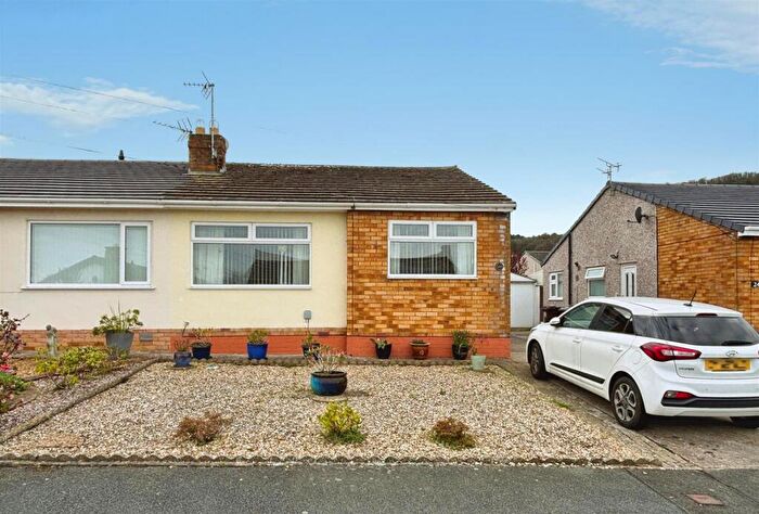 2 Bedroom Semi-Detached Bungalow For Sale In Coed Celyn, Abergele, LL22