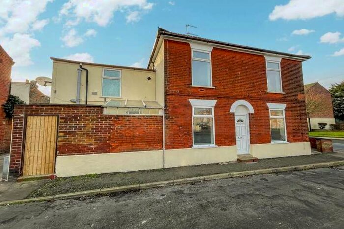 2 Bedroom Terraced House To Rent In Ordnance Road, Great Yarmouth, NR30